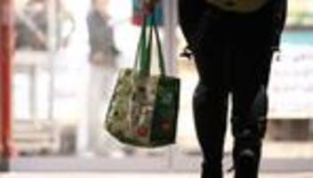 Lebenshaltungskosten: Wohnen und Essen verschlingen Großteil kleiner Einkommen