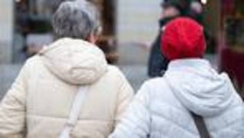 statistik: frauen in hessen leben vier jahre länger als männer