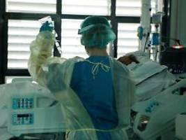 Ausgaben steigen ungebremst: Wo die Beitragsmilliarden der Krankenversicherten bleiben 