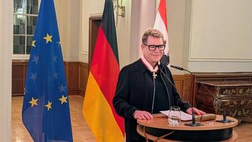 Berliner Verdienstorden: Peter Plates rührende Dankesworte