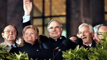 helmut-kohl-allee: wann in mitte die schilder getauscht werden sollen