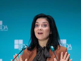 wirtschaftskrise: reiche fordert raschere senkung der unternehmensteuer