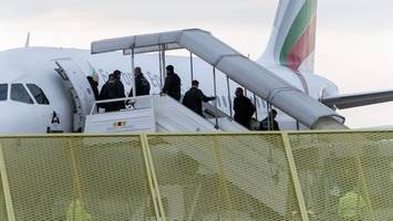 schleswig-holstein hat dieses jahr bereits 68 kinder und jugendliche abgeschoben