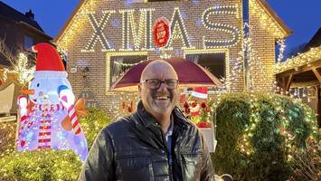 trotz baustelle: norderstedts kultiges weihnachtshaus funkelt prächtig