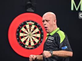 Start der Darts-WM: Im Palast der Sixpacks