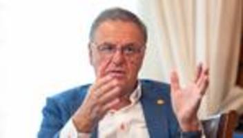 Brandmauer-Debatte: Europa-Park-Gründer: Will nicht mit AfD-Politikern sprechen