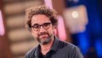 Fernsehen: Oliver Wnuk hatte mal gelb gefärbte Haare