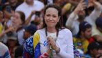 Friedensnobelpreis: Trotz Drohung: Oppositionschefin Machado verlässt Venezuela