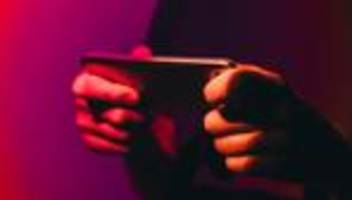 social-media-verbot in australien: als ob man mit 16 plötzlich tiktok checkt