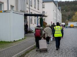 80 Cent pro Stunde: Erste Großstadt will Arbeitspflicht für Asylbewerber einführen