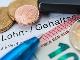 Fragen aus dem Arbeitsrecht : Beim Gehalt falsch eingruppiert: Was kann ich tun?