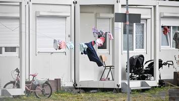 so stiegen die kosten für die unterbringung von flüchtlingen