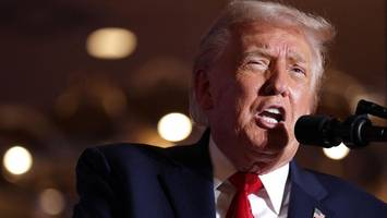 Trump bei Rede vor Anhängern: Einwanderung zerstört „unser schönes Europa