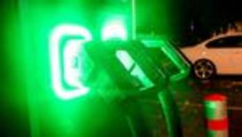 Ladesäulen für E-Autos: Kupferdiebe verursachen teils große Schäden im Norden