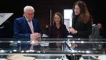 Präsident in Baden-Württemberg: Steinmeier lobt Rilke-Ausstellung in Marbach