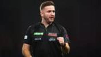 Turnier in London: Debütant Merk gewinnt Eröffnungsspiel bei Darts-WM