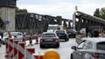 Verkehrschaos in Treptow: Senatorin: Elsenbrücke wird Ende Januar eröffnet