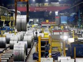 bangen um 1200 jobs: thyssenkrupp stoppt produktion von spezialstahl