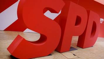 Spannendes Parteien-Duell um Mitgliederzahl in Berlin