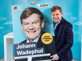 bilder von amtsträgern: wadephul will an die wand