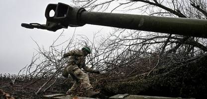 Ukraine-Krieg: Großer Drohnenangriff Kyjiws legt Moskaus Flughäfen lahm