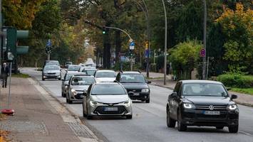 Hamburgs gefährlichste Straße – warum sich Behörde mit Maßnahmen zurückhält