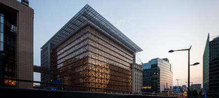 EU einigt sich: Russisches Geld soll unbefristet festsitzen