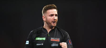 Debütant Arno Merk überrascht bei der Darts-WM und ist eine Runde weiter