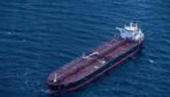 russische schattenflotte: backhaus: eventin muss weg, aber sanktionen sind richtig