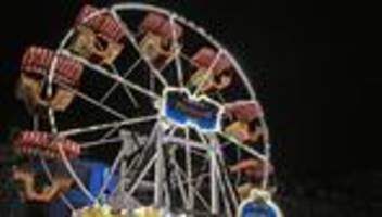 stabile besucherzahlen: weihnachtsmärkte: zufriedene zwischenbilanz trotz regen