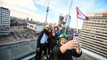 Haus der Statistik am Alexanderplatz: Jetzt wird es bunt