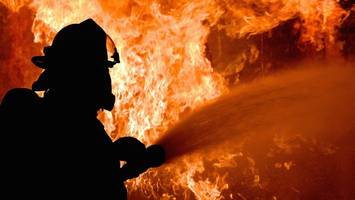 Nach Abstieg: Fußball-Klub in Finnland brennt ganze Tribüne ab