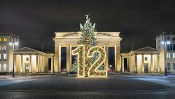 türchen 12: „huch, kaninchen! mitten in mitte!“