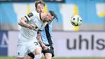 3. fußball-liga: gelb-rot für volland: münchner löwen siegen in unterzahl