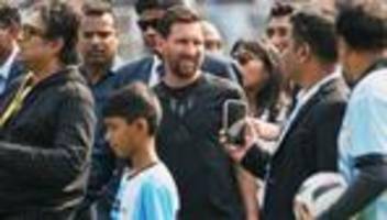 Tour durch Indien: Chaotische Zustände bei Messi-Auftritt in Kalkutta