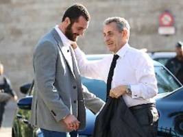 in die fußstapfen seines vaters: sarkozy junior provoziert und will politisch hoch hinaus