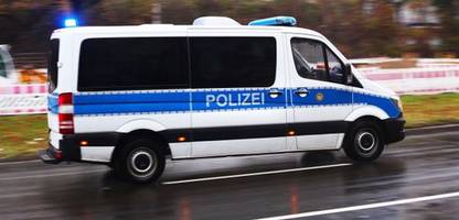 bergkamen in nordrhein-westfalen: mann sticht auf kinder ein – fahndung läuft