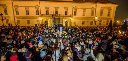 Budapest: Orbáns Rivale führt Protest gegen mutmaßlichen Kindesmissbrauch an