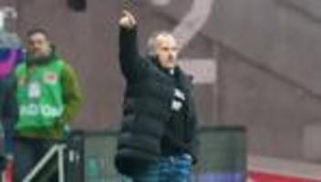 Bundesliga: Augsburgs Baum über Videobeweis: Warten wie beim Arzt