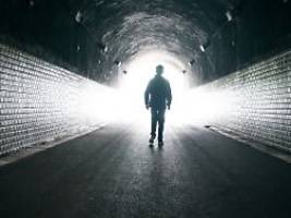 Jetzt muss ich sterben: Wie fühlt sich eine Nahtoderfahrung an?