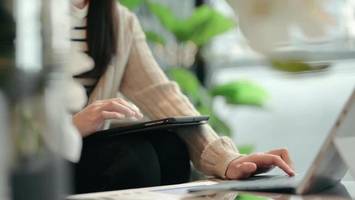 Trade Republic: 12 Prozent Rendite? Finanzprofi fällt eindeutiges Urteil