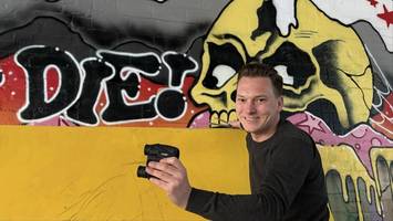 Mitten in Bergedorf: Wer hat den Bischof (52) vorm Altar ermordet?