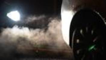 autoindustrie: Ökonomen kritisieren abkehr vom verbrenner-aus