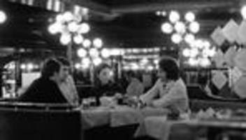 bardame gesucht – zimmer vorhanden: in die schickeria?