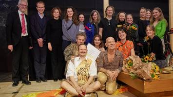 „lieben können wir, wenn wir euch zuhören“