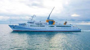 fähre nach helgoland kaputt: jubiläumsfahrt auf die insel fällt aus