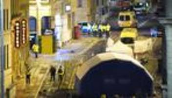 Meisterfeier des FC Liverpool: In Menge gefahren: Über 21 Jahre Haft für Liverpool-Täter