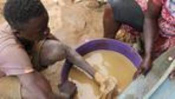 Menschenrechte: EU-Parlament stimmt für schwächeres Lieferkettengesetz