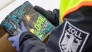 Silvester-Böller: Zoll warnt vor illegalem Feuerwerk - diese Strafen drohen