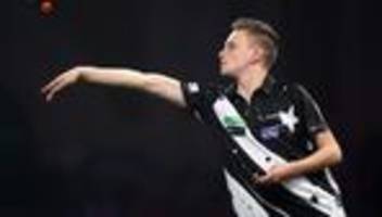 Turnier in London: Pietreczko schafft Sprung in die zweite Runde der Darts-WM